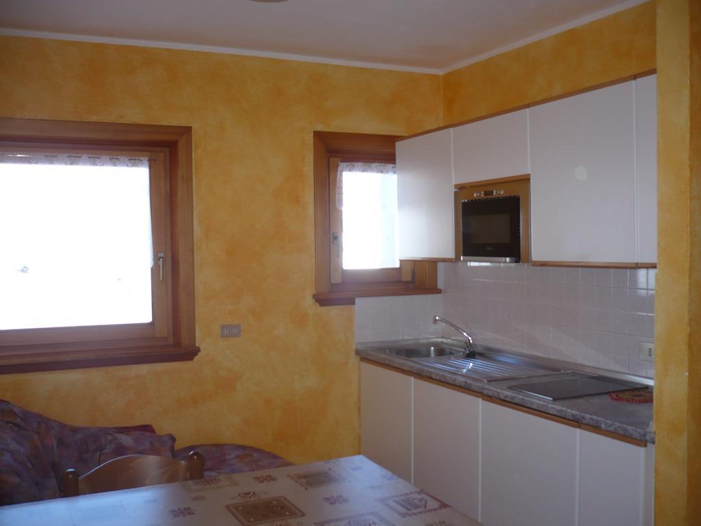 Casa Gembre Lägenhet Livigno Rum bild