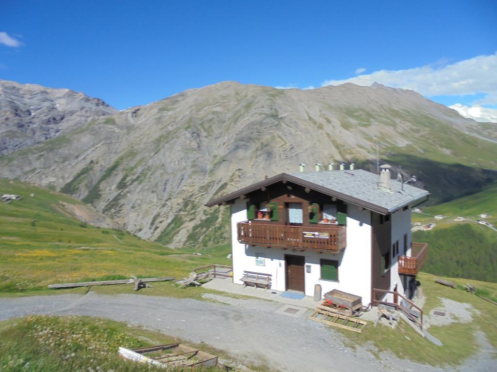 Casa Gembre Lägenhet Livigno Exteriör bild