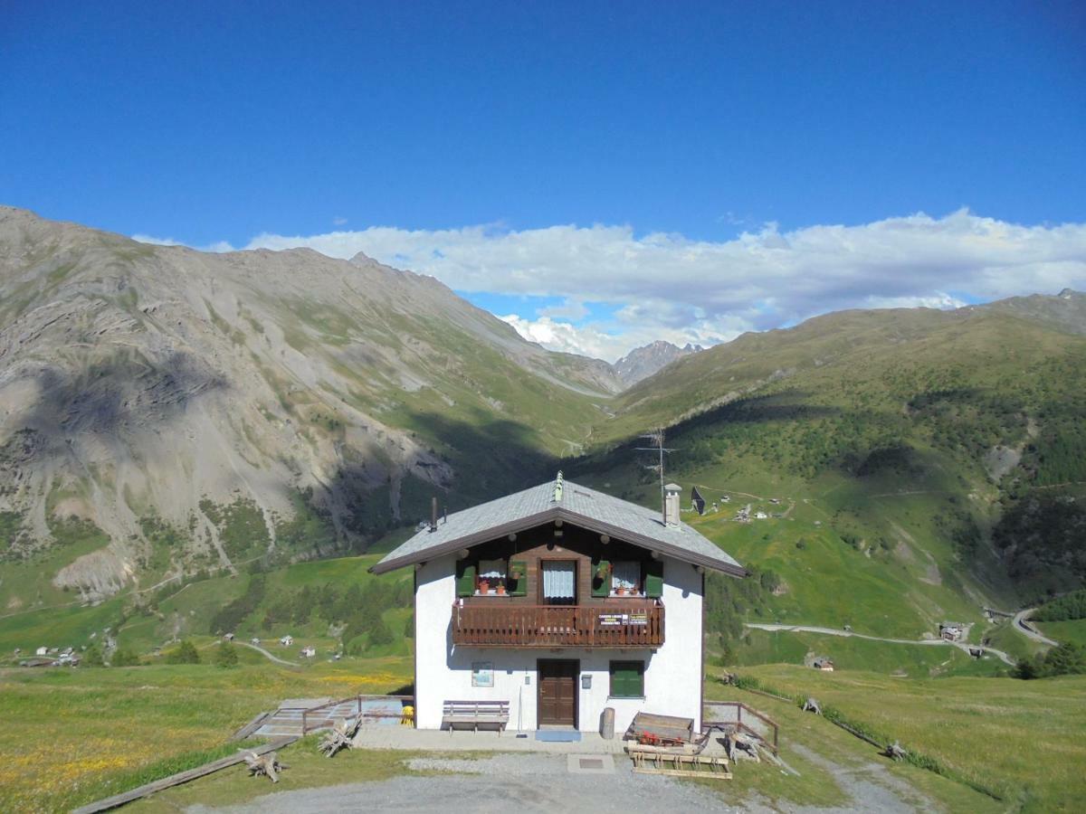 Casa Gembre Lägenhet Livigno Exteriör bild